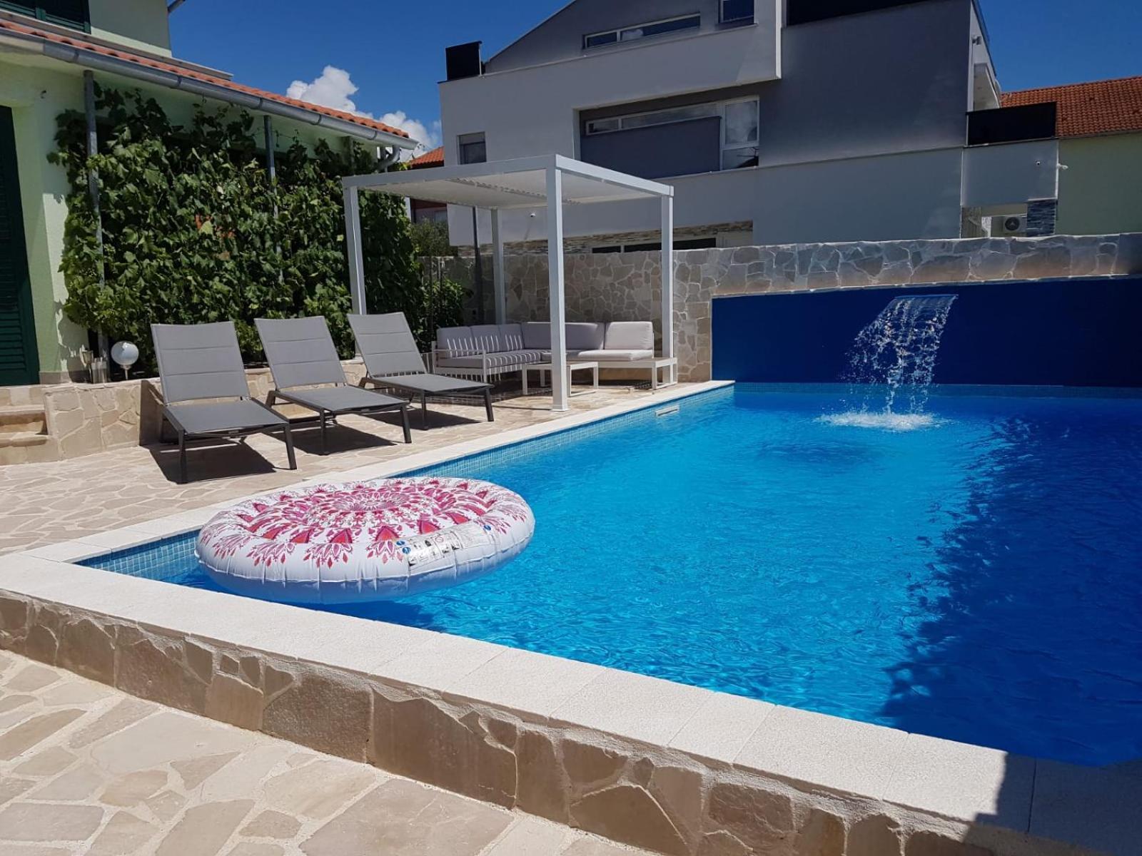 Apartmani Vincek Vodice Eksteriør bilde
